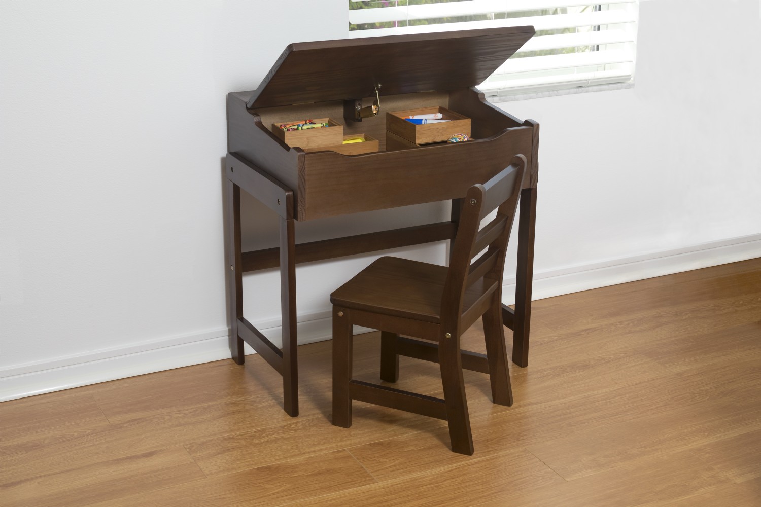 lipper kids desk