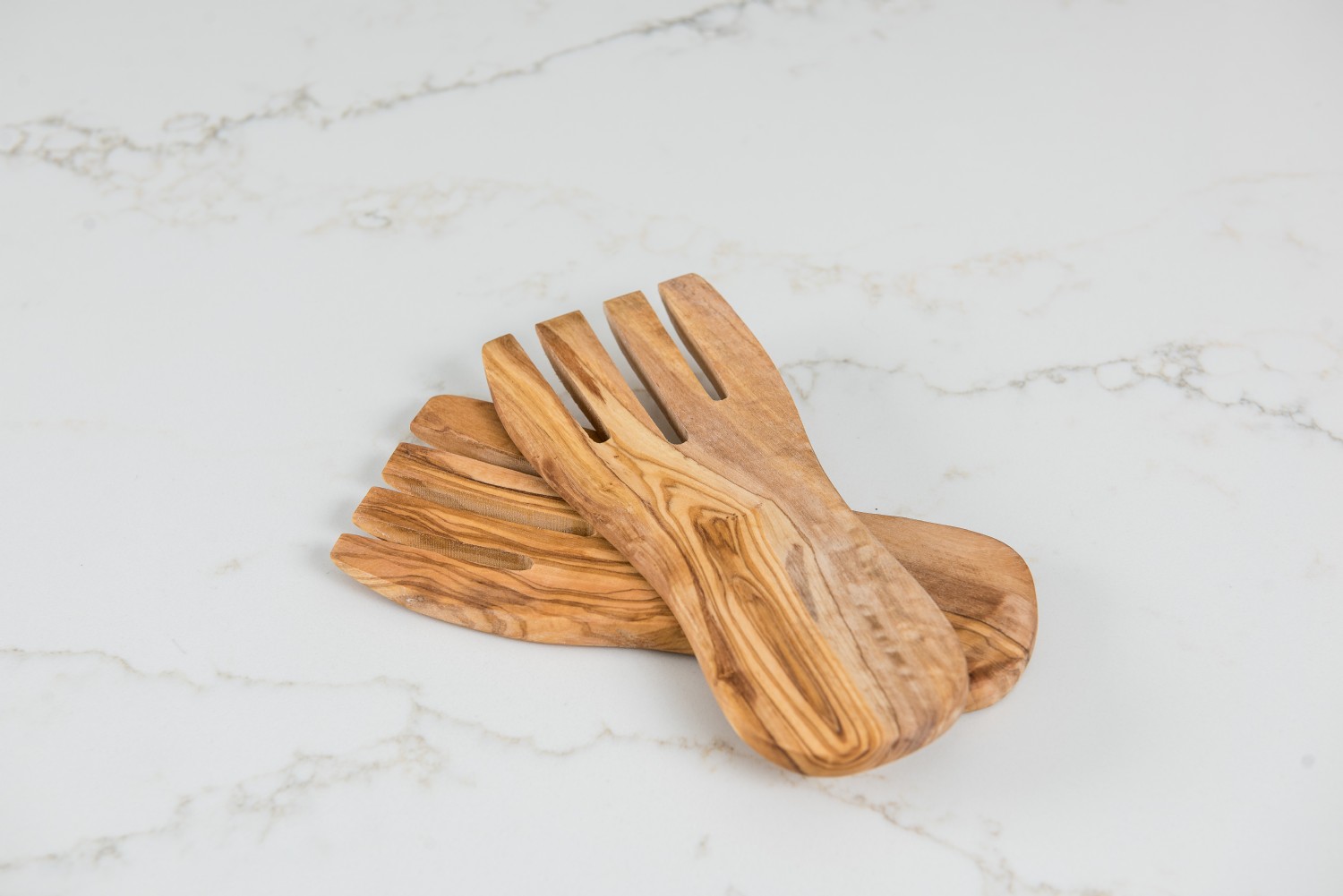 Lipper International Wood Salad Hands For Tossing And Serving